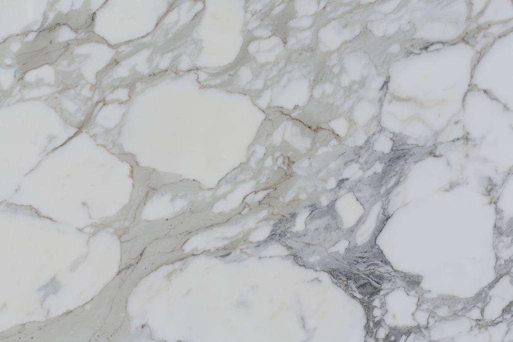 CALACATTA 61X61 10MM SPAZZOLATO